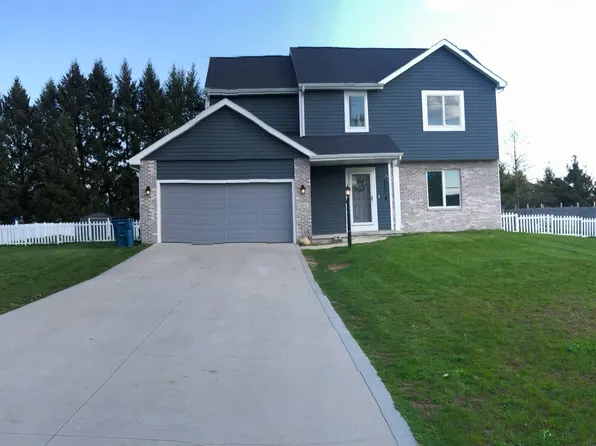 123 Orpha Dr, Middlebury, IN 46540