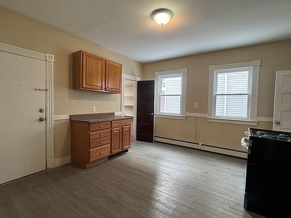 2nd image of 78-80 Cabot St #1