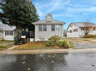 6 Laurel Ave, Wilmington, DE 19809