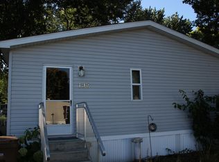 192 Big Circle Dr, Little Canada, MN 55117