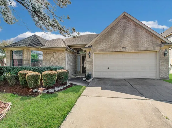 226 Elana Ln, Stafford, TX 77477
