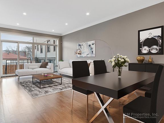 2nd image of 3345 N Kenmore Ave #2S
