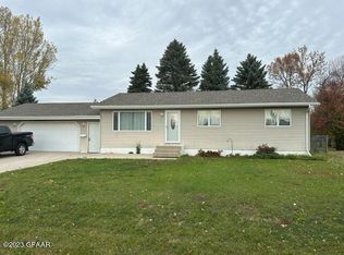 509 4th St, Thompson, ND 58278