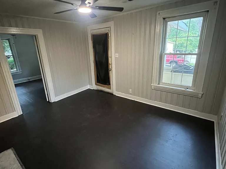 1511 Highland Ave — Photo 3