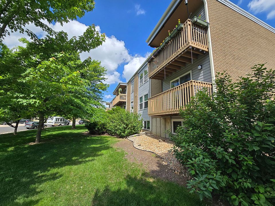 1st image of 1606 Cottonwood Dr APT 23
