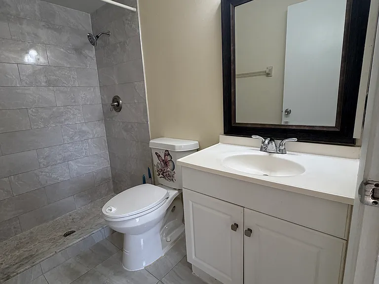 4327 SW 7th Pl #4327 — Photo 14