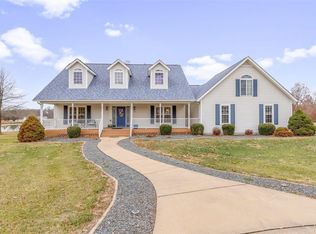 4520 Anthony Ln, Farmington, MO 63640
