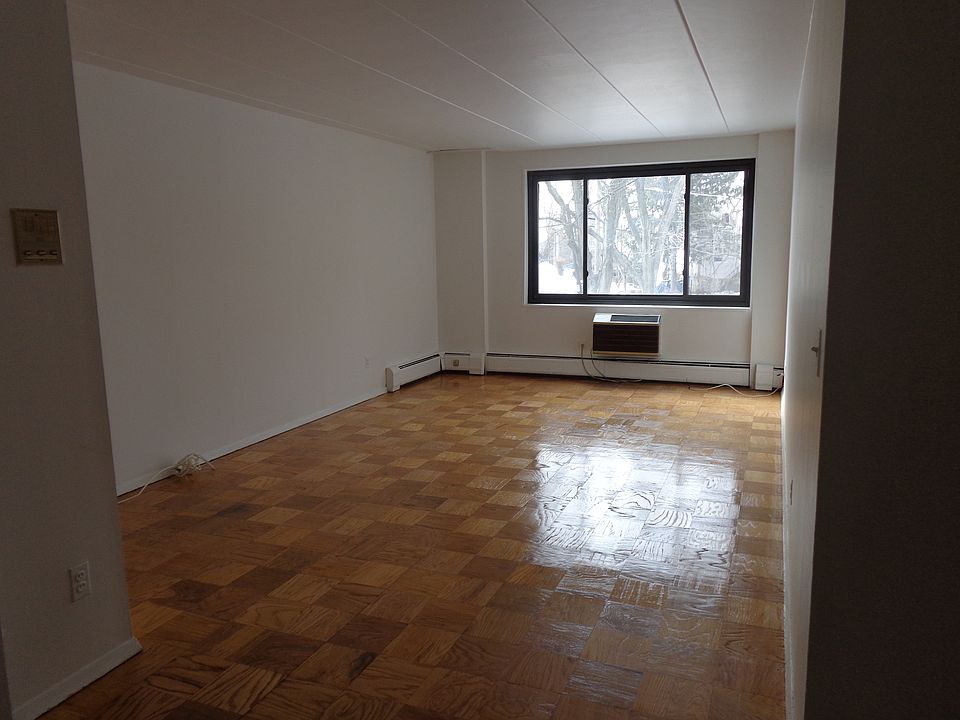1st image of 1101 Midland Ave APT 215