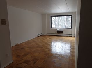 1101 Midland Ave APT 215, Bronxville, NY 10708