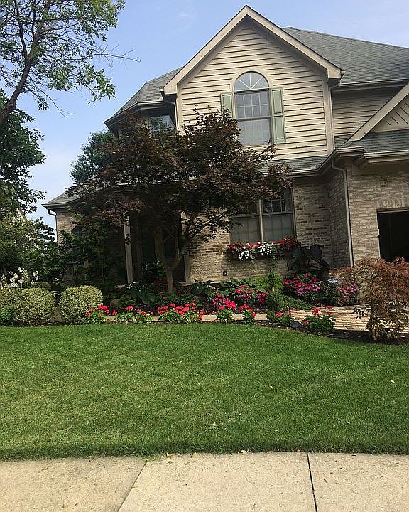 1st image of 255 Ravelle Ct