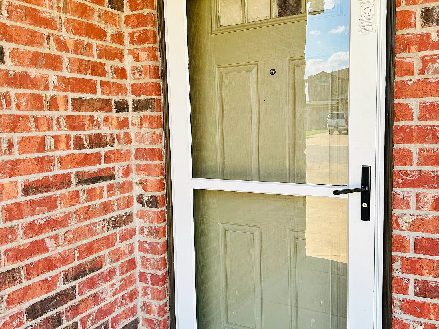 3 bed, 2.5 bath, 1500 sqft, $1,500 — Photo 3