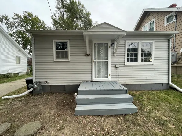 308 E 13th St N, Newton, IA 50208