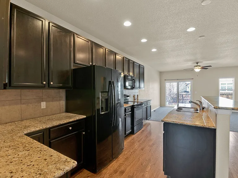 8265 Hardwood Cir — Photo 15