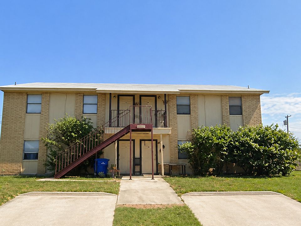 1st image of 303 North Dr APT C