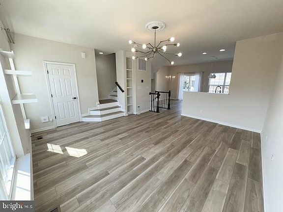 3rd image of 10213 Osage Dr
