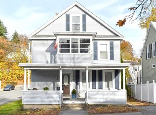 122 Hoyt Ave, Lowell, MA 01852