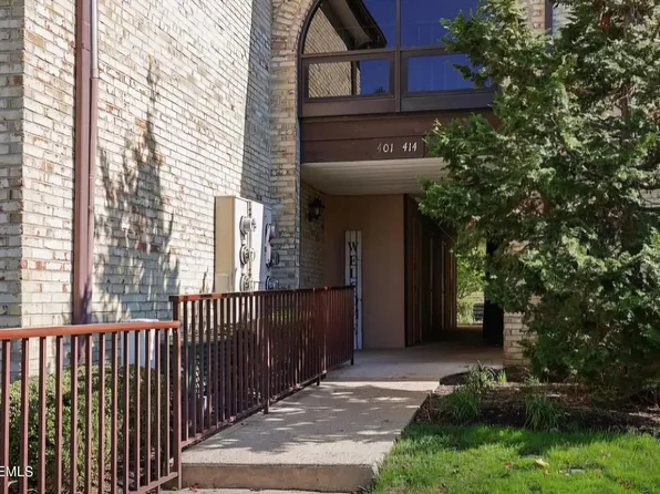 414 Wellington Place, Aberdeen, NJ 07747