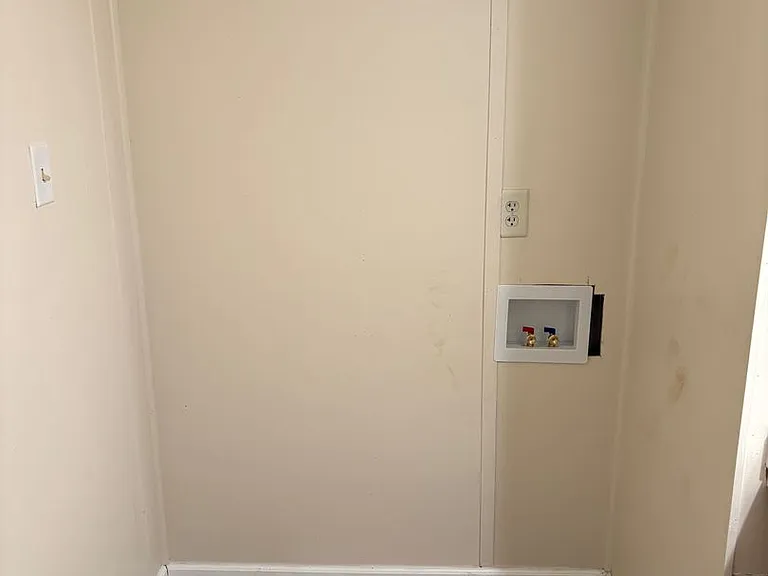 212 Astran Dr — Photo 10