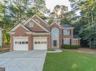 11555 Vista Forest Dr, Alpharetta, GA 30005