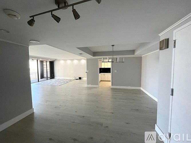 1st image of 3 Grove Isle Dr APT 804