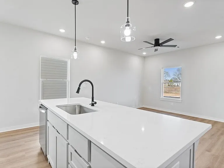 1711 Cuppett Cir — Photo 14