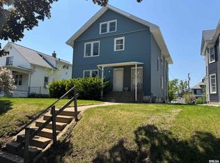 1809-1811 17th St, Moline, IL 61265