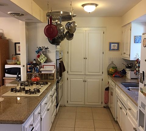 4th image of 4188 Woodland St