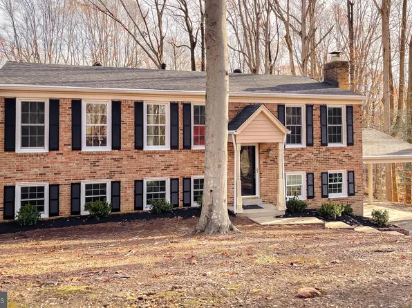 29864 Oak Rd, Mechanicsville, MD 20659