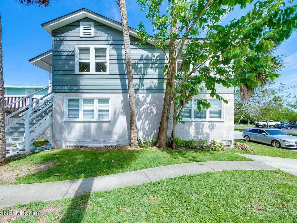 1st image of 802 2nd Ave N