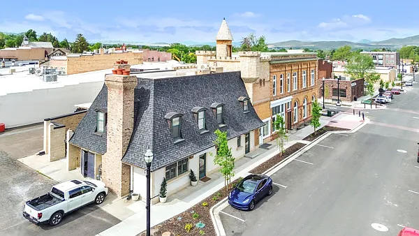 32 E Utah Ave #203