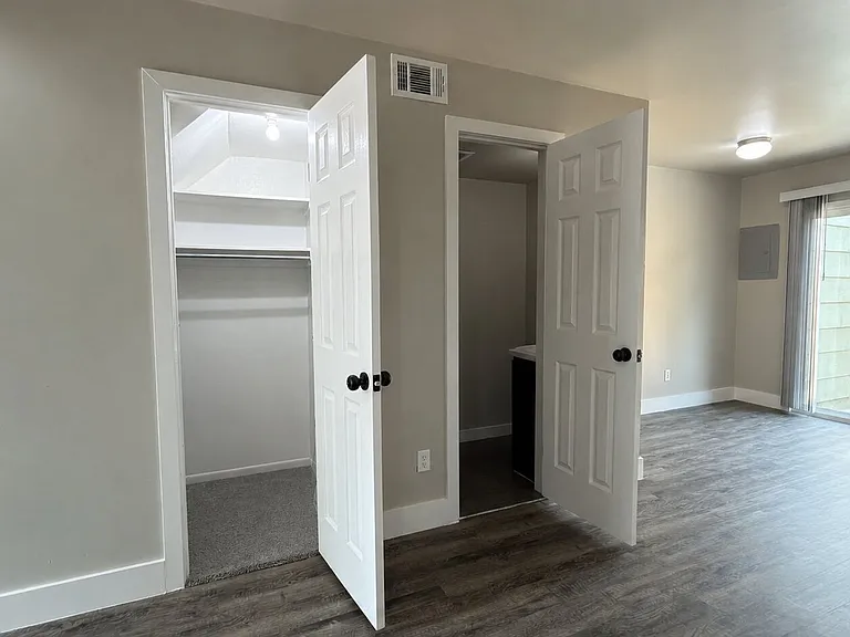 12184 E Kepner Pl — Photo 10