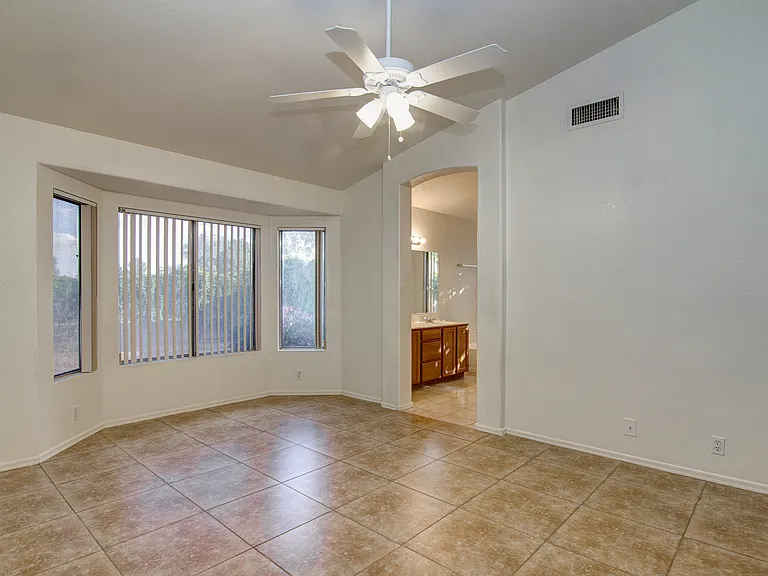 Palo Verde Homes - 6607 89th Ave — Photo 15