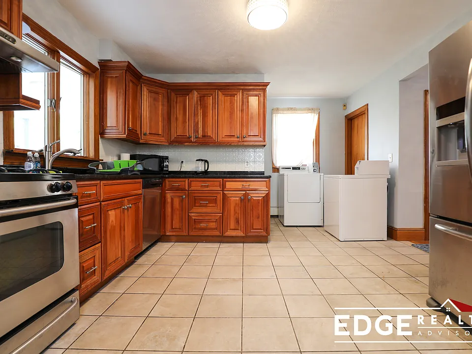 42 Gerrish St