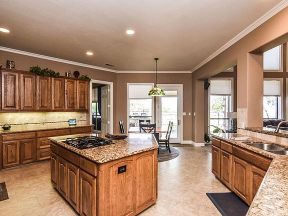 3rd image of 6049 Cypress Cove Dr