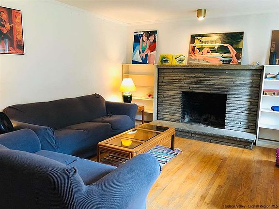5th image of 46 Plattekill Ave