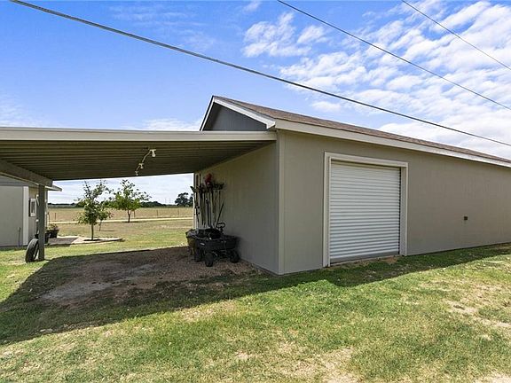 3rd image of 1354 County Road 394
