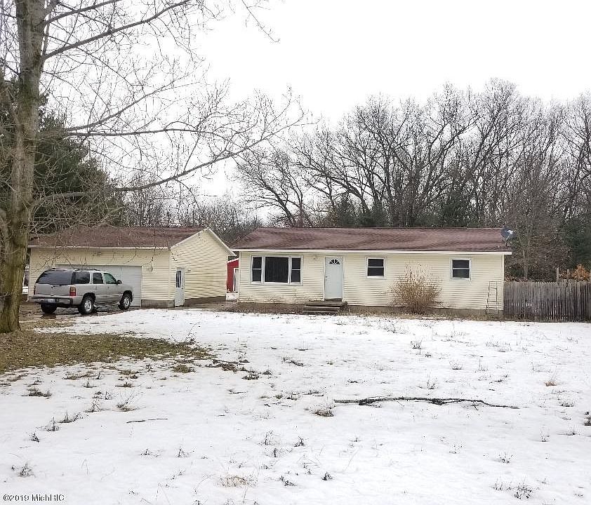 1st image of 5842 E Evanston Ave