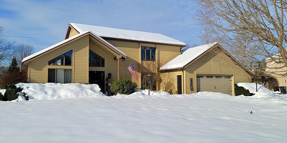1st image of 213 Kennedy Dr