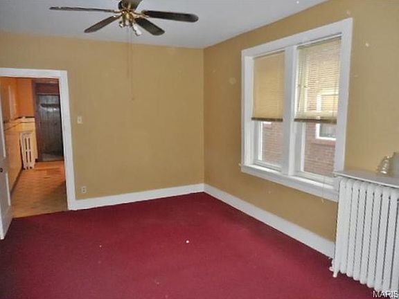 5th image of 4949 Winona Ave