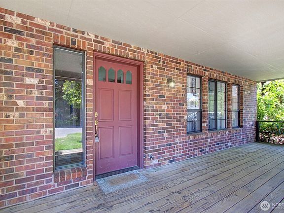 3rd image of 324 NW 8th Street