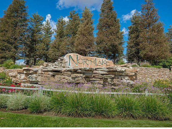 2nd image of 27710 Mariposa Ln