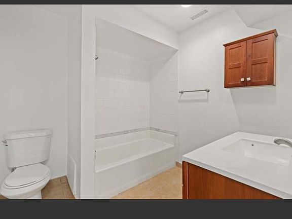 3rd image of 134 S Magnolia Ave Unit 13C