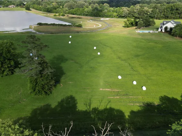 Lakeshore Dr, Starkville, MS 39759