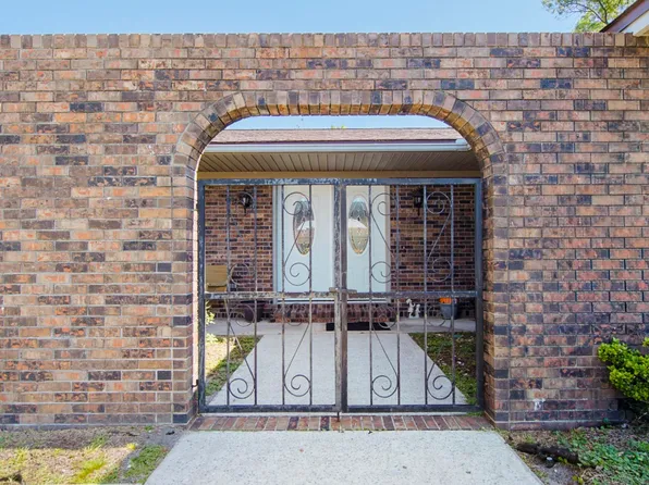 322 Floyd Dr, Lynn Haven, FL 32444