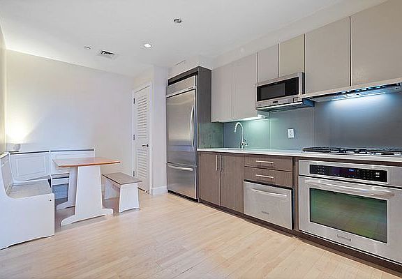 4th image of 2300 Frederick Douglass Blvd APT 7H