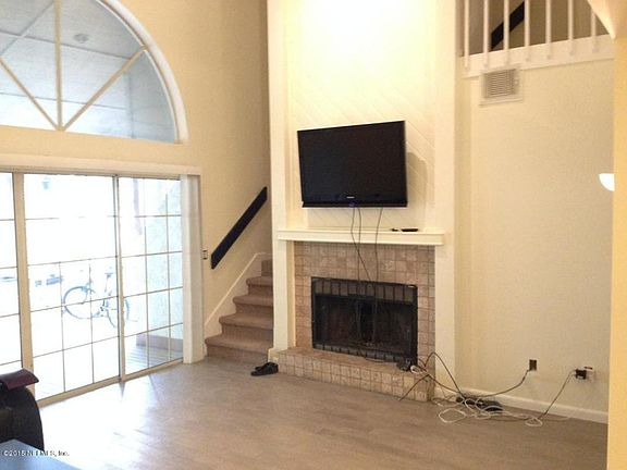 4th image of 1158 W Fromage Cir