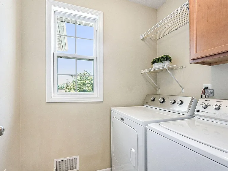 3617 Running Brook Dr SE — Photo 20