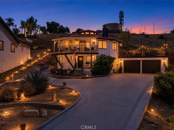 29684 Yellow Gold Dr, Canyon Lake, CA 92587