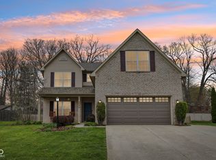 6526 Angel Falls Dr, Noblesville, IN 46060