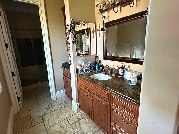 4th image of 532 W Orange Heights Ln #2